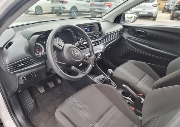 Hyundai Bayon cena 39700 przebieg: 3424, rok produkcji 2021 z Strzelin małe 277